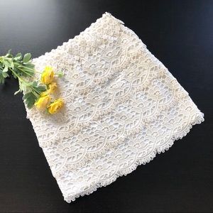 Ann Taylor LOFT • Layered Crochet Lace Mini Skirt